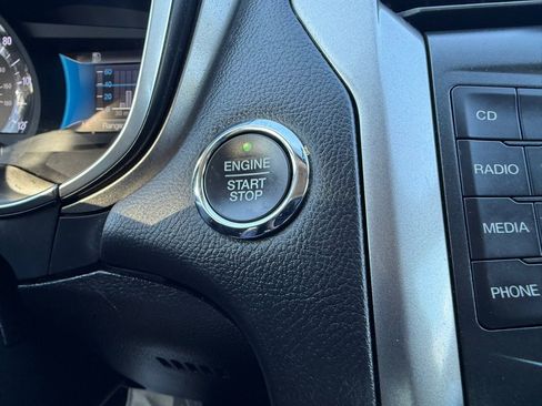 Used 2018 Ford Fusion S image 28