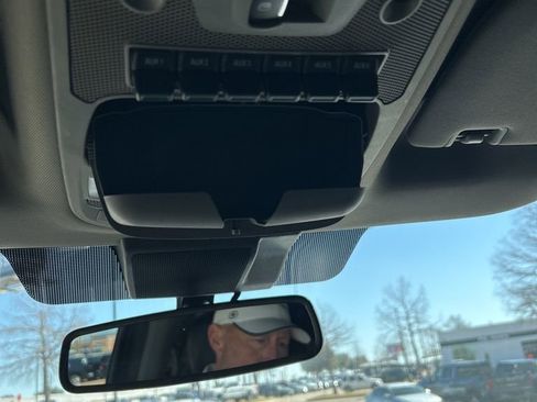 Used 2021 Ford F250 Lariat image 7