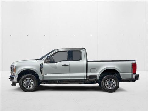 New 2026 Ford F250 XLT image 3