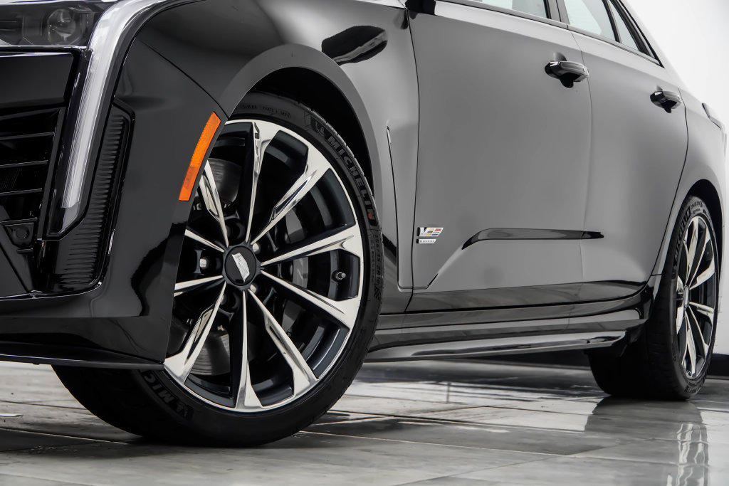 Used 2026 Cadillac CT4 V Blackwing RWD image 7
