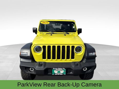 Used 2024 Jeep Wrangler Unlimited Sport AWD/4WD image 11