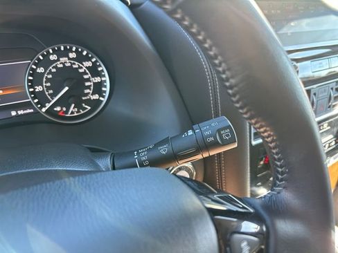 Used 2022 Nissan Armada SL image 26