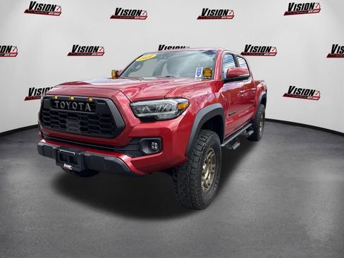 Used 2021 Toyota Tacoma TRD Off-Road w/ Technology Package AWD/4WD image 1