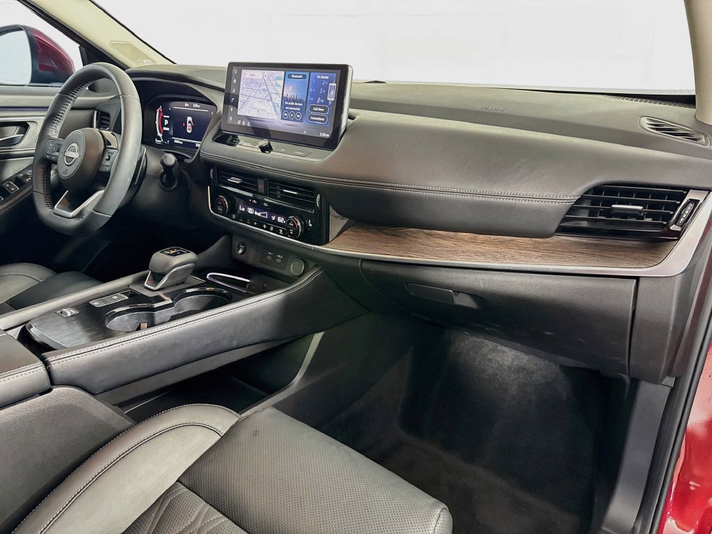 Used 2024 Nissan Rogue Platinum w/ Platinum Premium Package FWD image 39