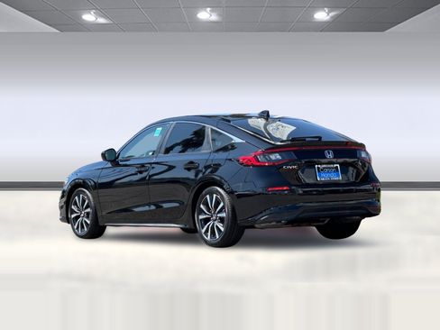 Used 2022 Honda Civic EX-L image 3