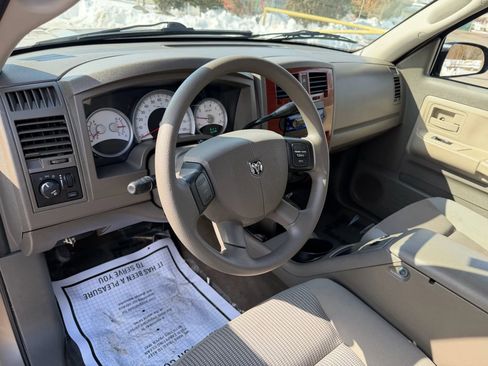 Used 2005 Dodge Dakota SLT image 13