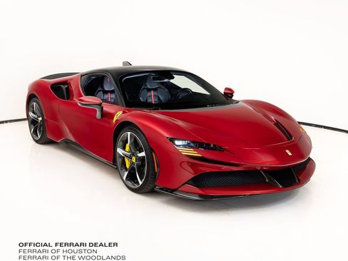 Used 2023 Ferrari SF90 Stradale AWD/4WD image 1