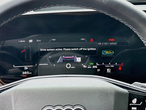 Certified 2025 Audi Q5 Premium AWD/4WD image 12