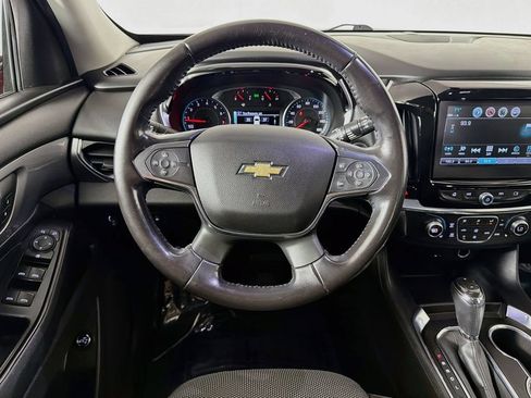 Used 2018 Chevrolet Traverse LT FWD image 11