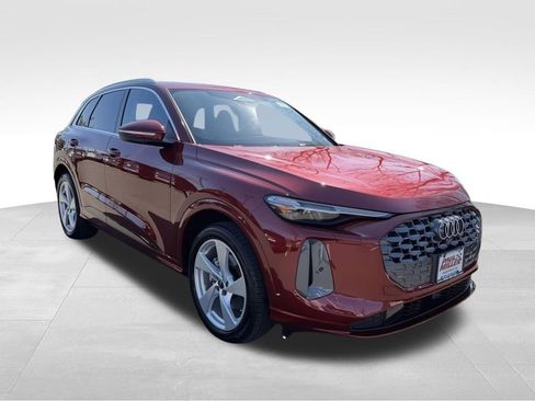 New 2025 Audi Q5 Prestige AWD/4WD image 3