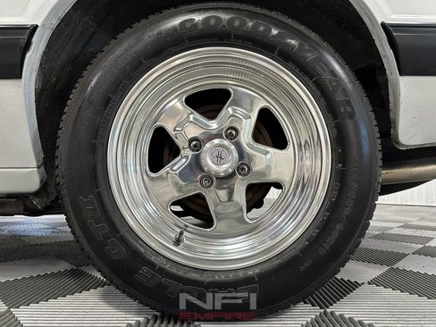 Used 1987 Ford Mustang LX image 30