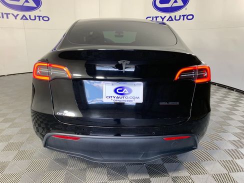 Used 2021 Tesla Model Y Performance AWD/4WD image 4