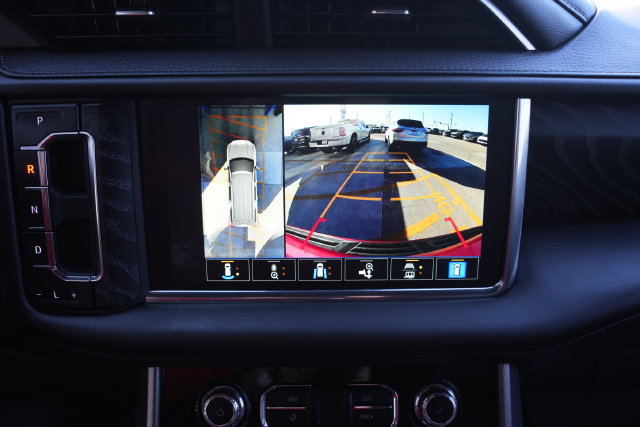 Used 2023 GMC Yukon XL Denali AWD/4WD image 26