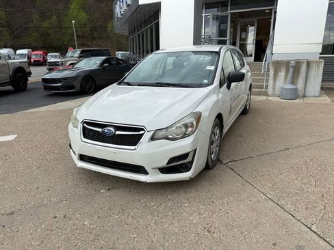 Used 2015 Subaru Impreza 2.0i image 3