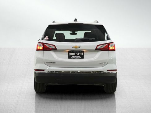 Used 2019 Chevrolet Equinox LT w/ Sun & Navigation Package image 4