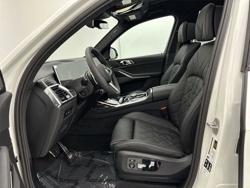 New 2026 BMW X7 xDrive40i w/ M Sport Package image 25