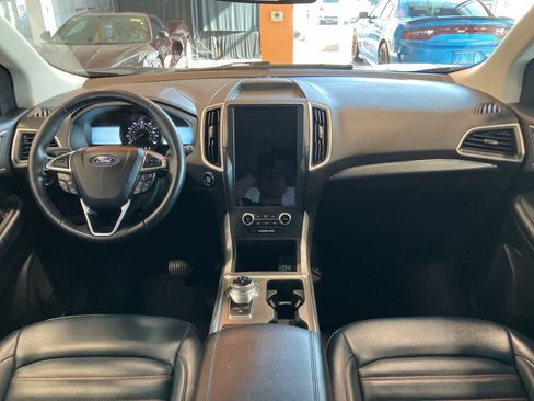 Used 2022 Ford Edge SEL w/ Sport Appearance Package AWD/4WD image 24