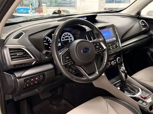Used 2020 Subaru Forester Limited image 10