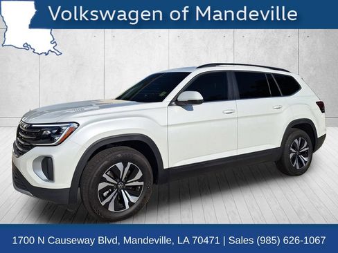 Used 2026 Volkswagen Atlas SE FWD image 1
