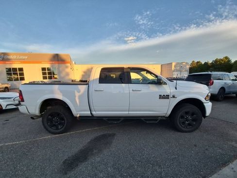 Used 2016 RAM 2500 Laramie w/ Sport Appearance Group AWD/4WD image 4