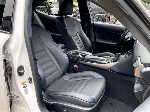 Used 2018 Lexus IS 300 F Sport w/ F Sport Package RWD image 9