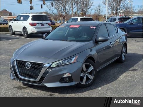 Used 2022 Nissan Altima 2.5 SL image 1