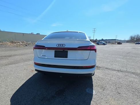 Used 2021 Audi e-tron Premium Plus w/ Premium Plus Package AWD/4WD image 5