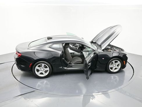 Used 2023 Chevrolet Camaro LT RWD image 27
