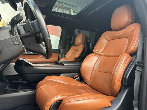 Used 2019 Lincoln Navigator Reserve w/ Cargo Package image 7