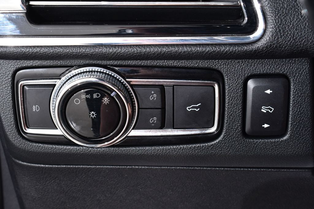 Used 2019 Lincoln Navigator L Reserve AWD/4WD image 33