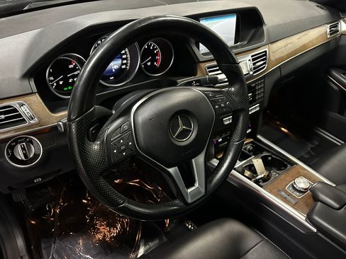 Used 2015 Mercedes-Benz E 350 4MATIC Sedan image 7