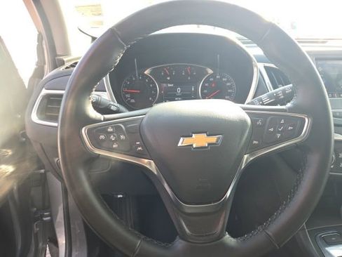 Used 2024 Chevrolet Equinox LT image 16