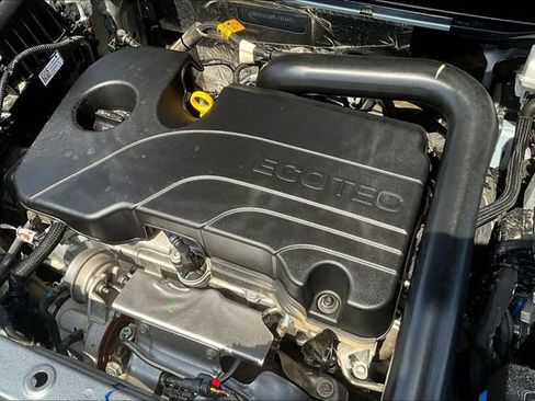 Used 2024 Chevrolet Equinox LT image 29