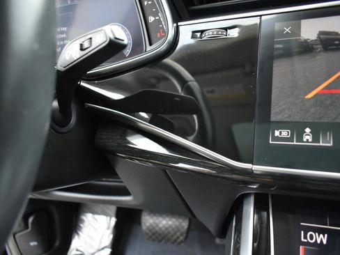 Used 2020 Audi Q8 Prestige w/ Prestige Package AWD/4WD image 44