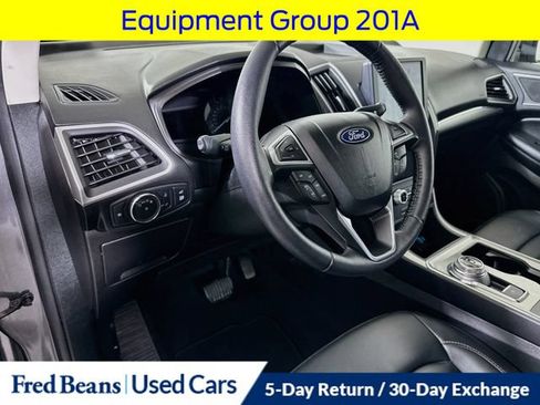 Certified 2022 Ford Edge SEL w/ Convenience Package AWD/4WD image 12