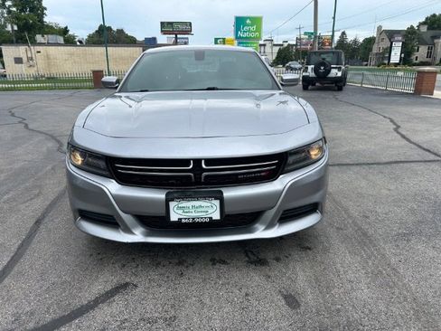 Used 2015 Dodge Charger SE w/ Popular Equipment Group RWD image 8