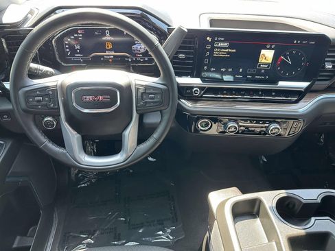 Used 2024 GMC Sierra 1500 Elevation AWD/4WD image 8