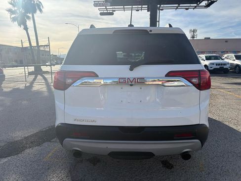 Used 2017 GMC Acadia SLT image 4