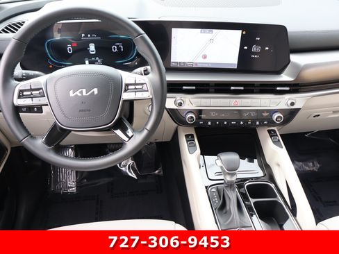 Used 2025 Kia Telluride S FWD image 19