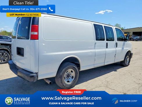 Used 2018 Chevrolet Express 3500 Extended w/ Driver Convenience Package RWD image 4