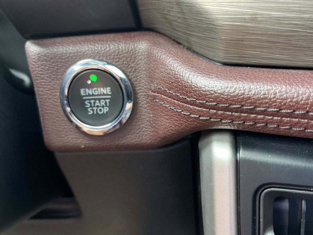 Used 2024 Ford Expedition Limited RWD image 41