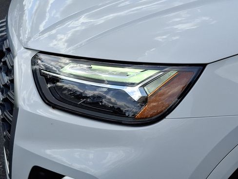 Certified 2024 Audi Q5 2.0T Premium image 9