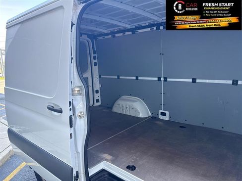 Used 2022 Mercedes-Benz Sprinter 2500 image 30