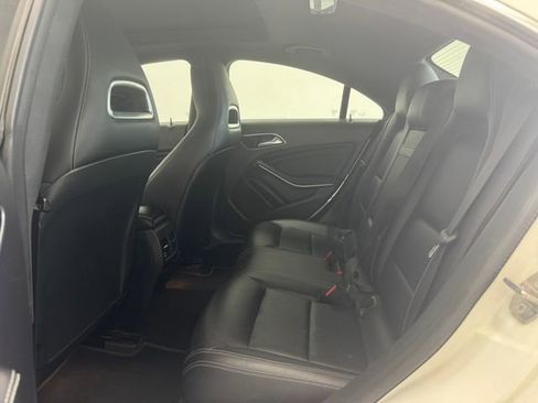 Used 2018 Mercedes-Benz CLA 250 image 19