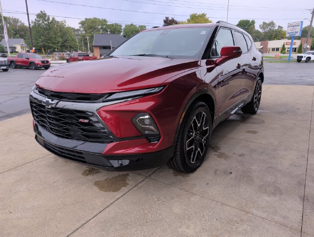 Used 2025 Chevrolet Blazer RS w/ Driver Confidence II Package AWD/4WD image 5
