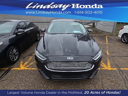 Used 2014 Ford Fusion SE w/ Equipment Group 202A image 8