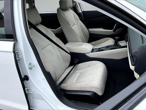 Used 2024 Honda Accord EX image 29