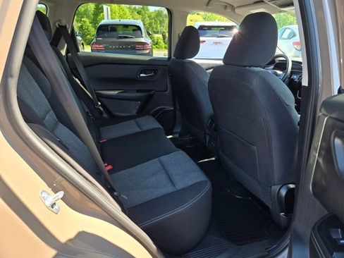 Used 2025 Nissan Rogue SV AWD/4WD image 20