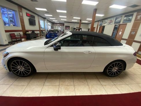 Used 2020 Mercedes-Benz C 300 Cabriolet image 2