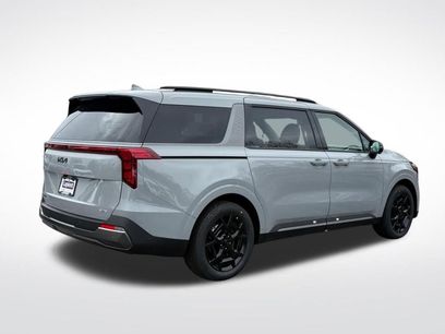 New 2026 Kia Carnival SX